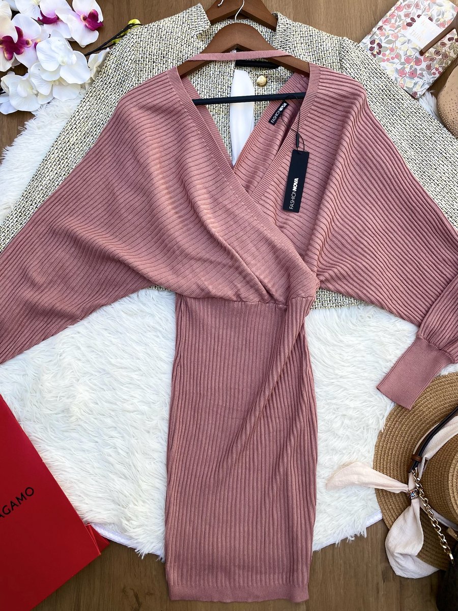 Vestido FashionNova rosa — miniatura 3