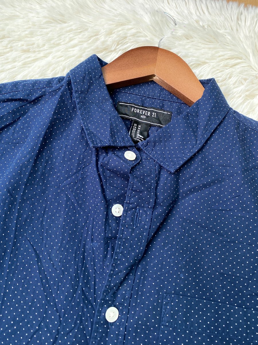 Camisa FOREVER 21 Azul Navy De Puntos — miniatura 3