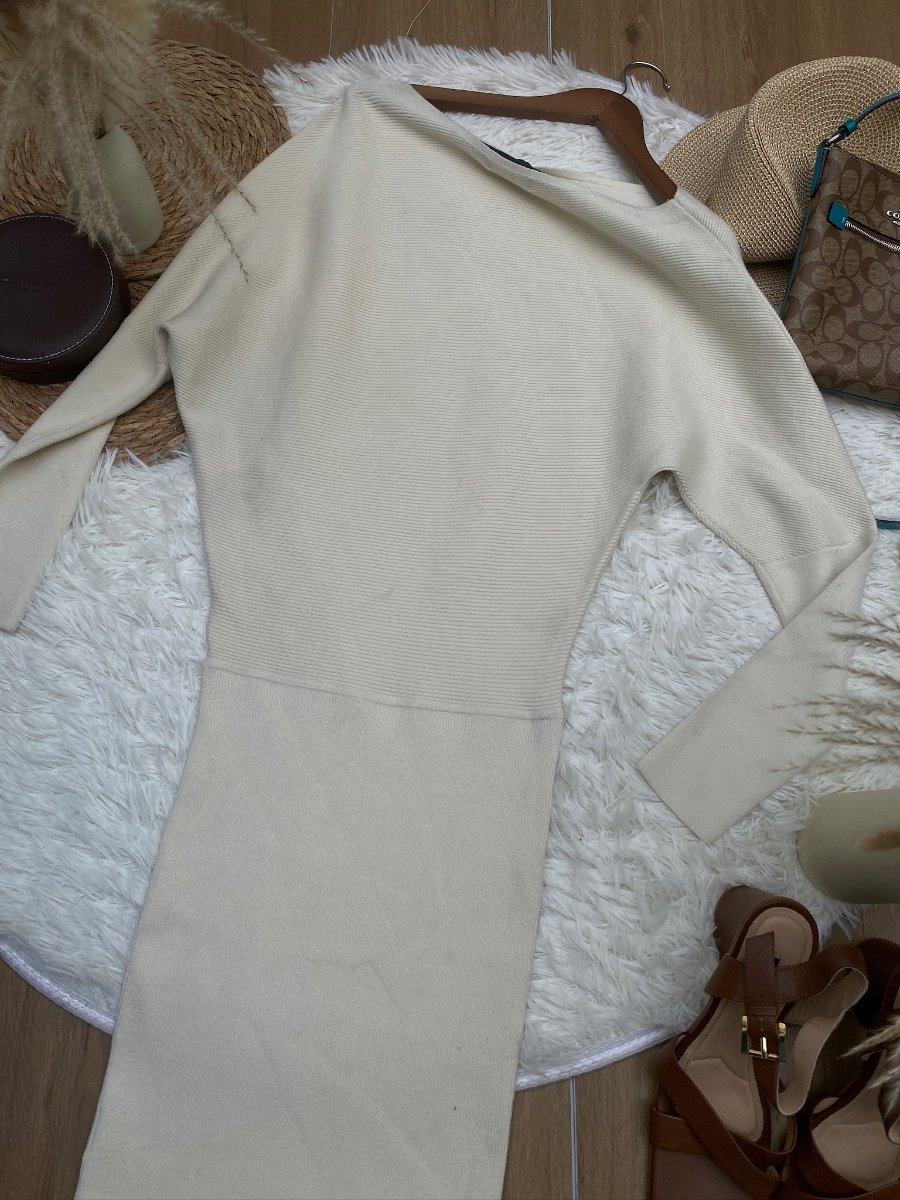 Vestido Sofisticado BANANA REPUBLIC Marfil — miniatura 3