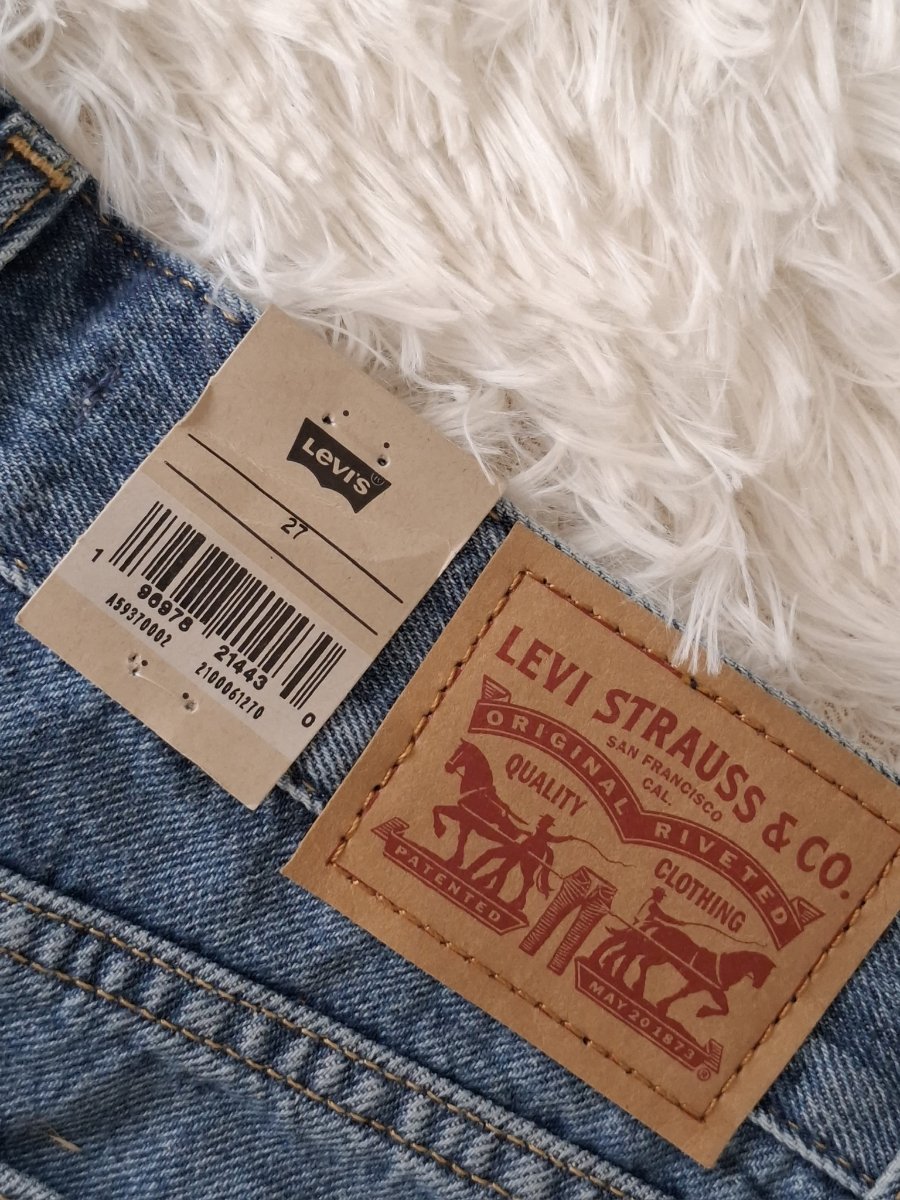 Short LEVI'S de Mezclilla Tiro Bajo — miniatura 4