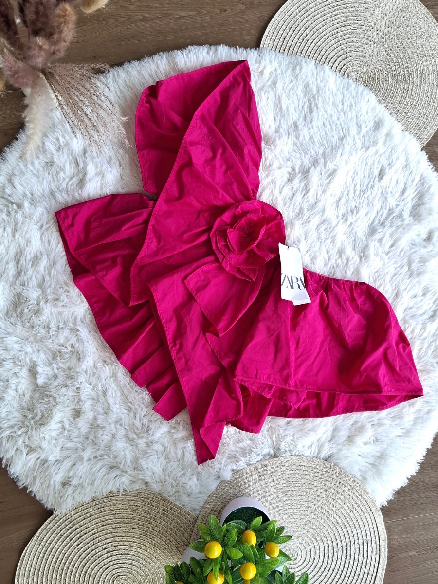 Top ZARA Fucsia con Maxi Volantes y Flor — miniatura 4