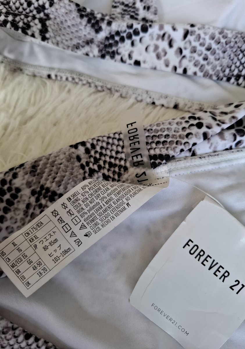 Bikini Animal Print Serpiente FOREVER 21 — miniatura 4