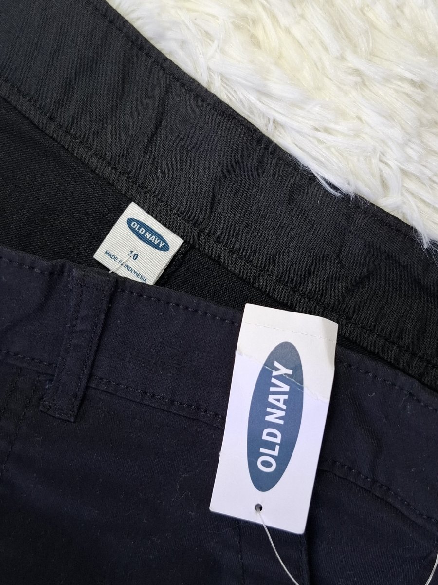 Short cargo negro OLD NAVY — miniatura 4