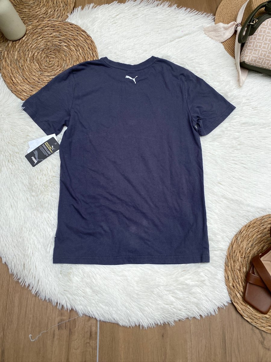 Playera PUMA Logo Vertical Gris — miniatura 3