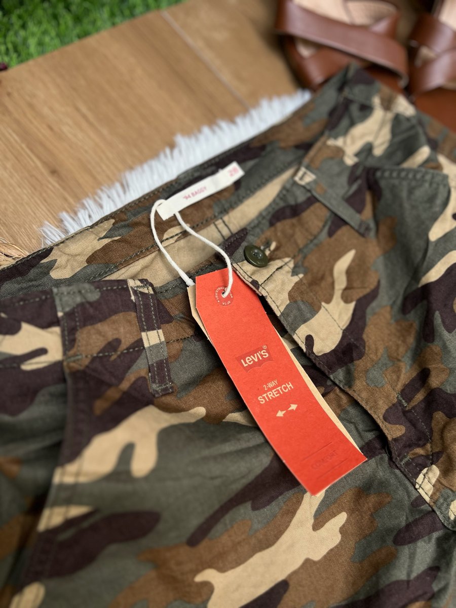 Pantalón Cargo LEVI'S Camuflado Verde Militar — miniatura 4