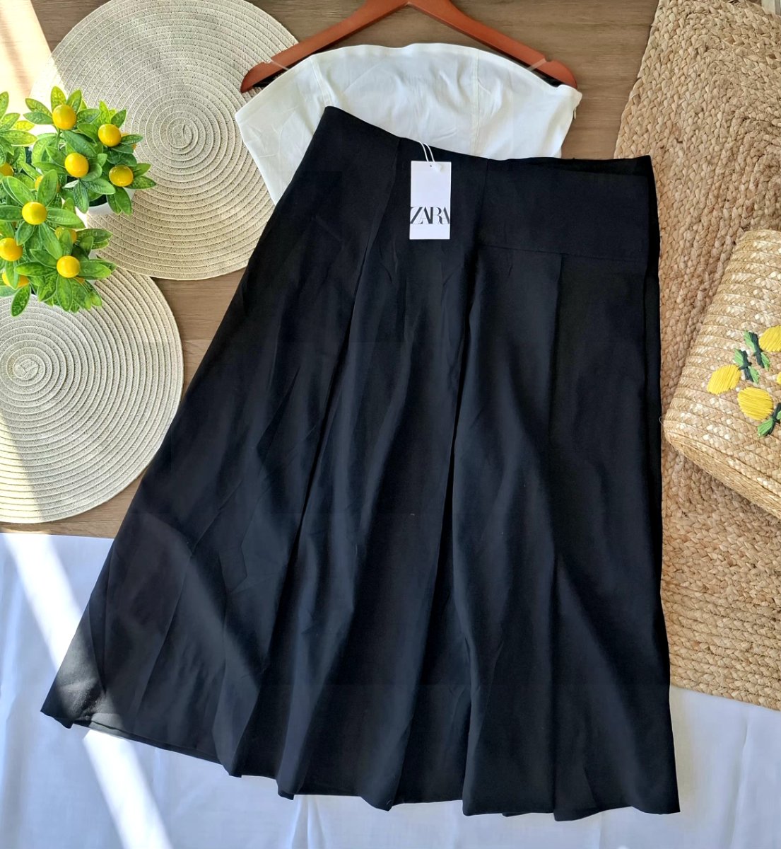 Falda Midi ZARA Plisada Negra — miniatura 3