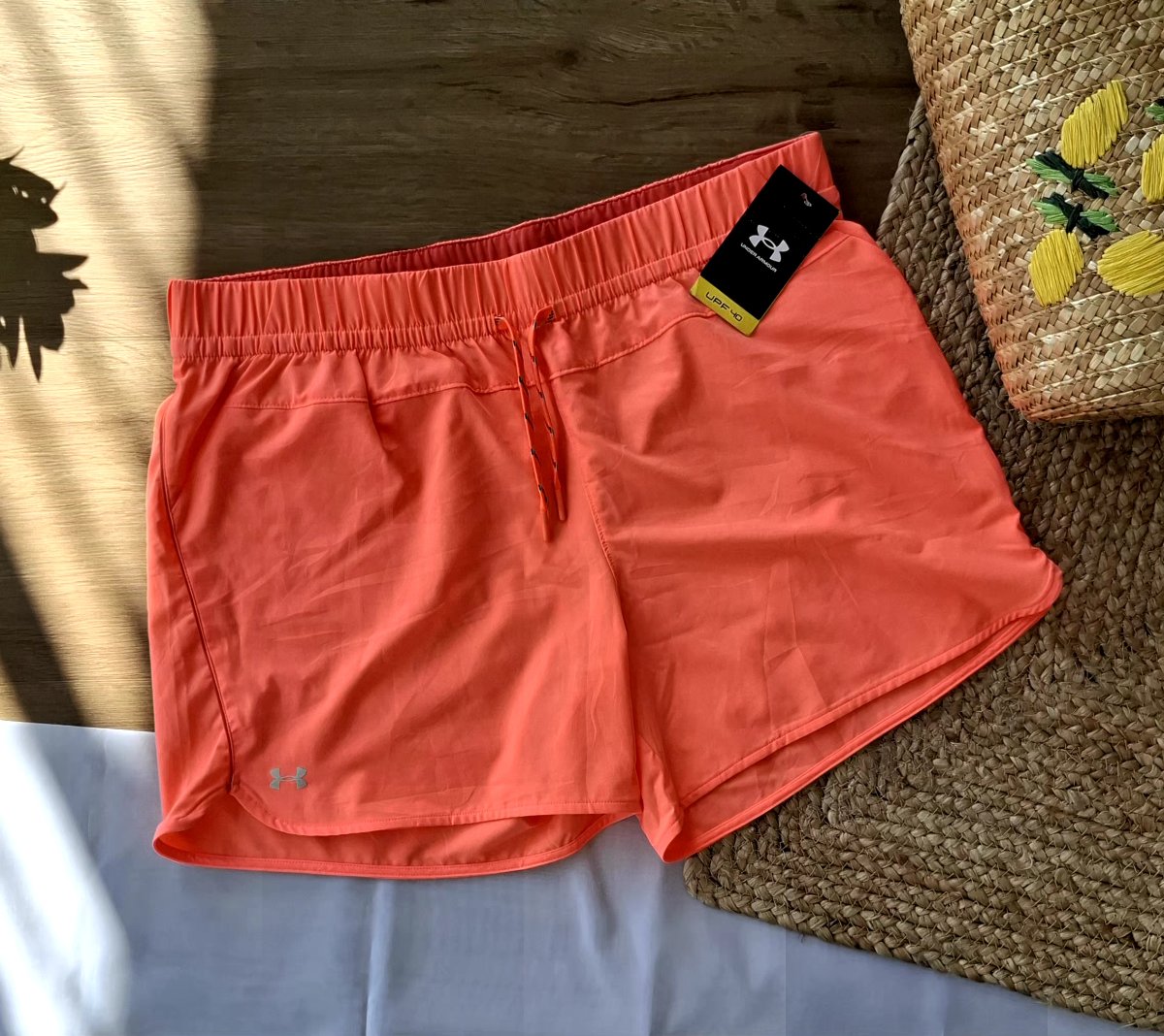 Short Deportivo UNDER ARMOUR Coral — miniatura 2