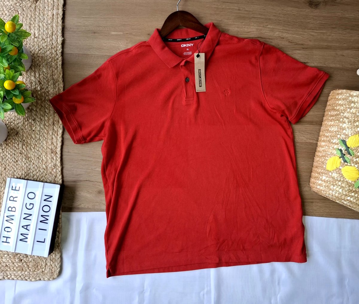 Playera Polo DKNY Roja Classic — miniatura 2
