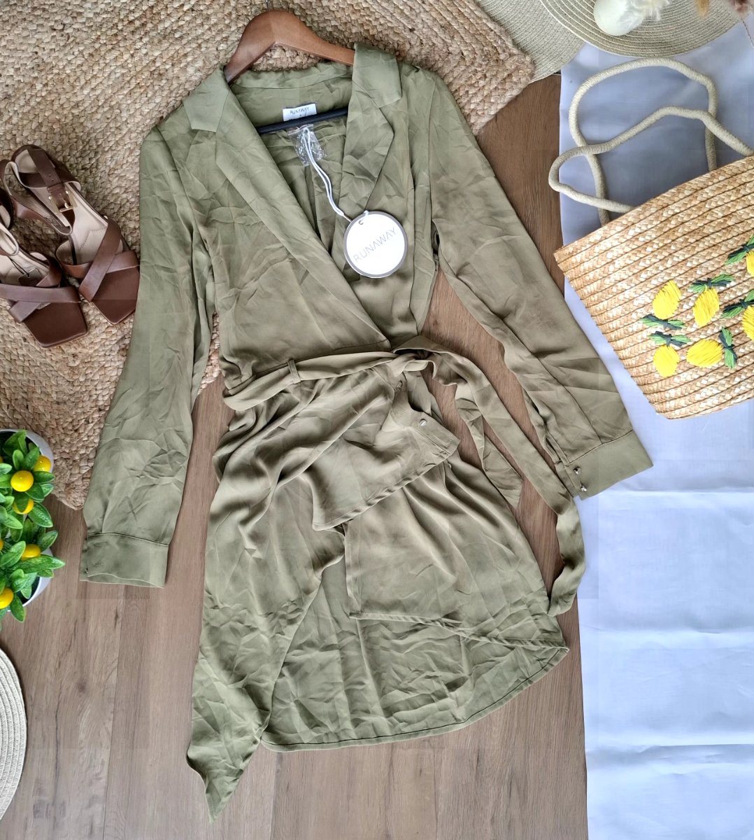 Vestido RUNAWAY Safari Muse — miniatura 5