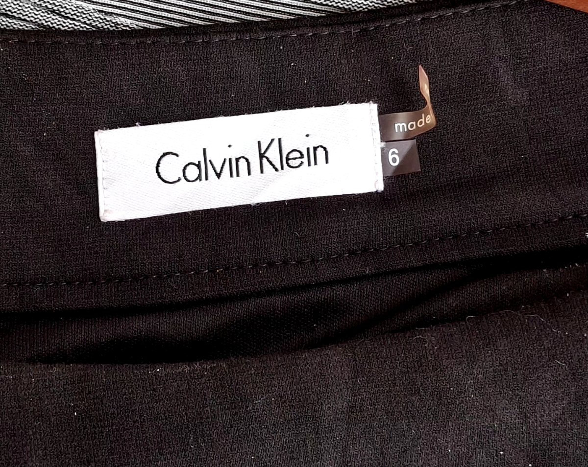 Vestido CALVIN KLEIN Esencia Clásica — miniatura 4