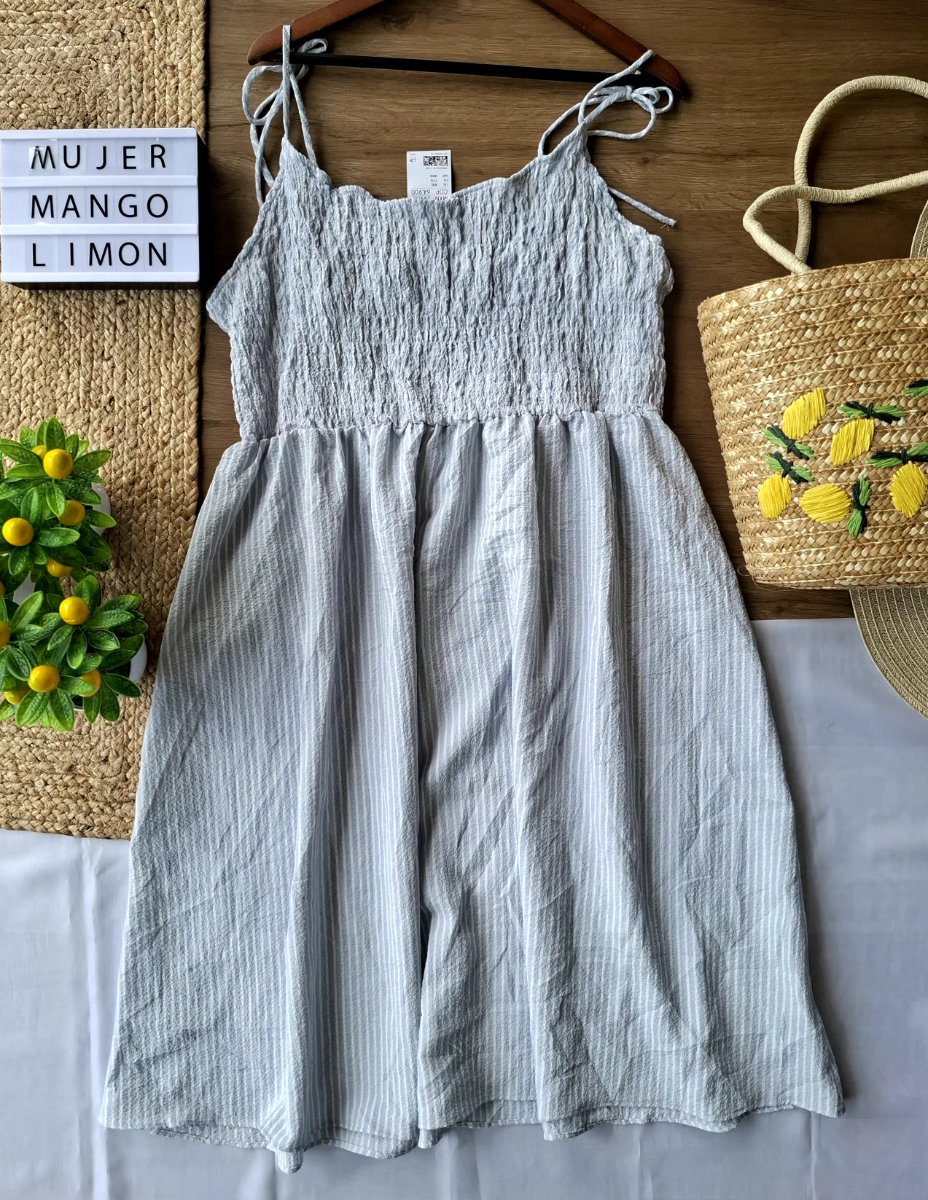 Vestido H&M DIVIDED Brisa Serena — miniatura 2