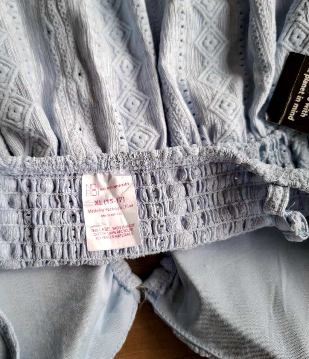 Blusa NO BOUNDARIES Azul Celeste — miniatura 4