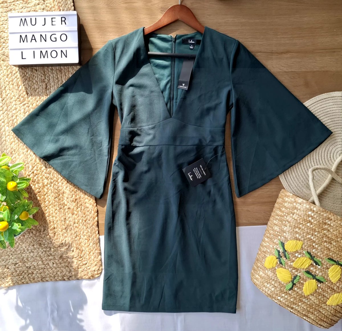 Vestido LULUS Esmeralda Elegante — miniatura 2