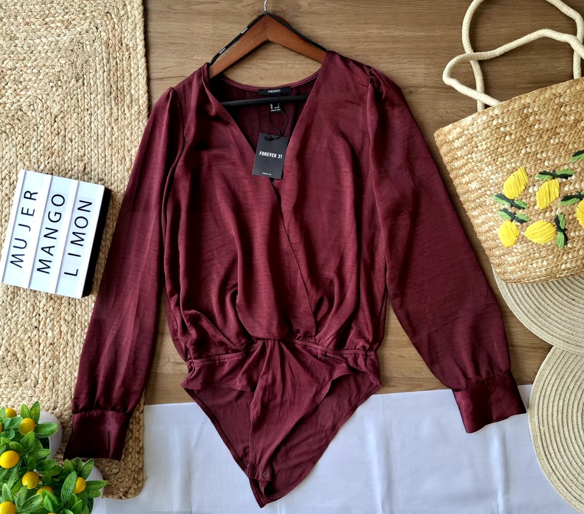 Body FOREVER 21 Vino Tinto — miniatura 2